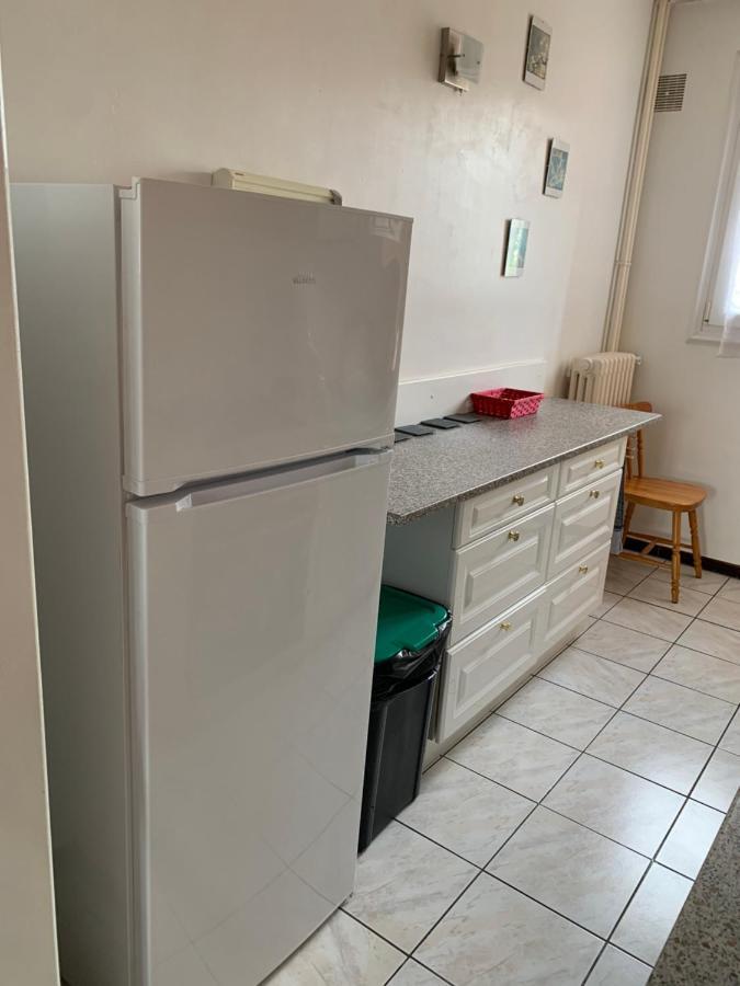 Appartement Tram Connexion: Wifi & Stationnement Facile Le Mans Exterior photo